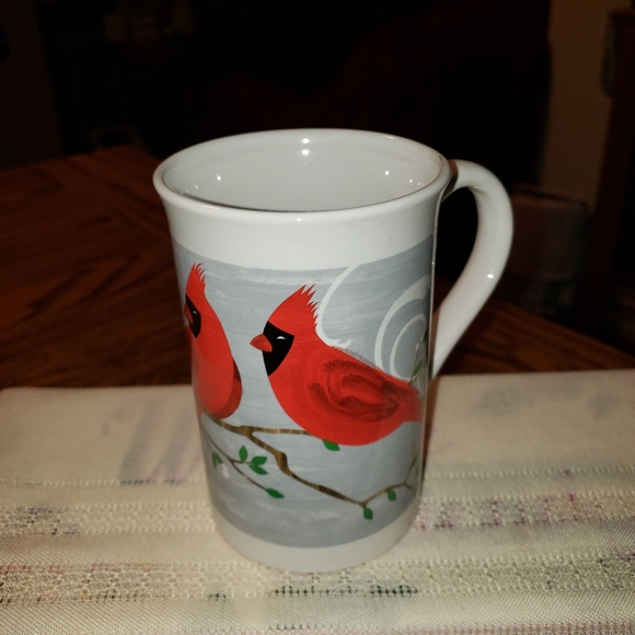 Beautiful Royal Norfolk Cardinal Coffee or Tea Mug - Picture 3 of 8
